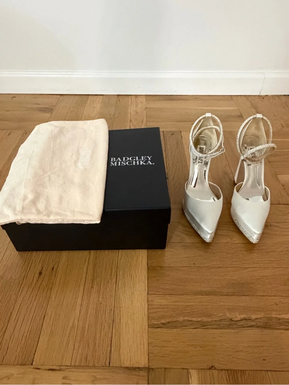 Badgley Mischka White Platform Pump with Glitter Ankle Strap